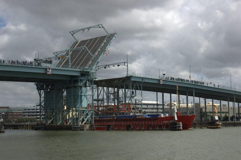 Image Gota Bridge Monitoring
